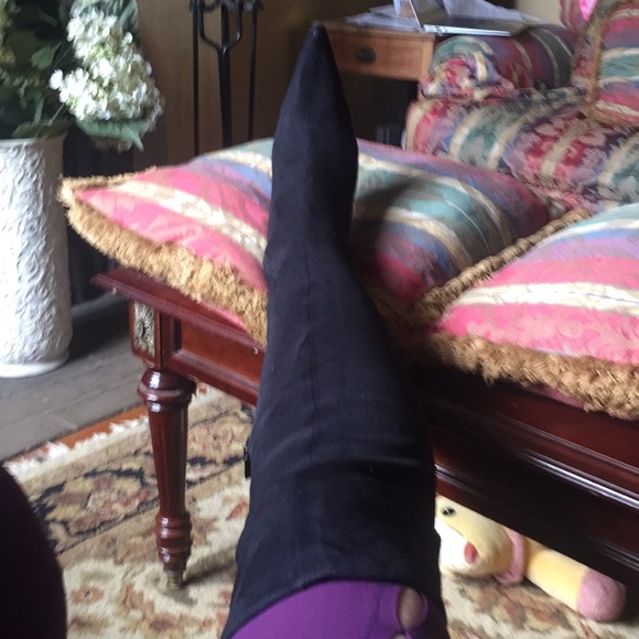 Bebe over the knee boots 8M - Picture 3 of 8